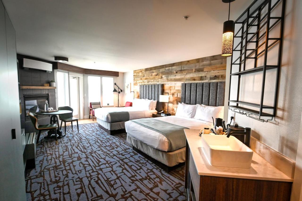 Cannery Pier Hotel & Spa Астория Екстериор снимка
