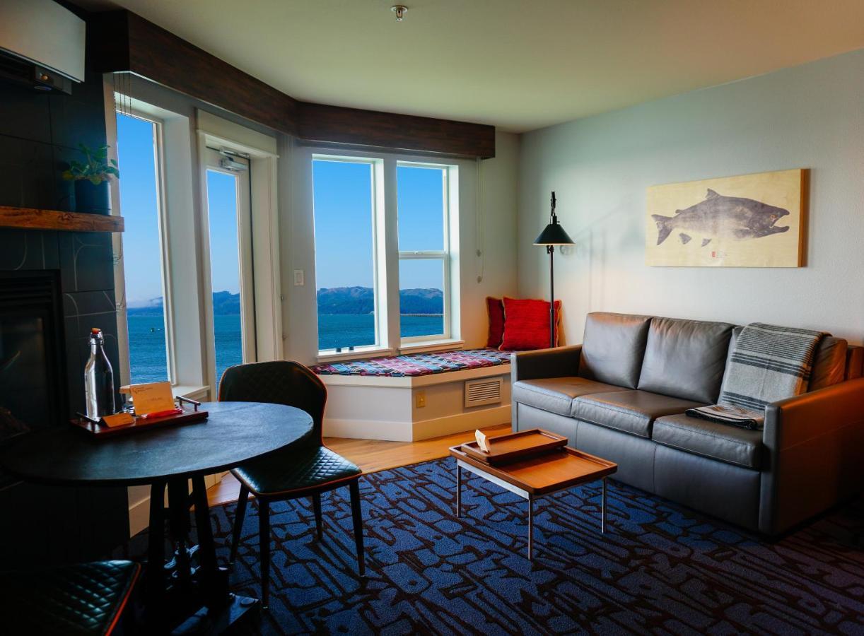 Cannery Pier Hotel & Spa Астория Екстериор снимка