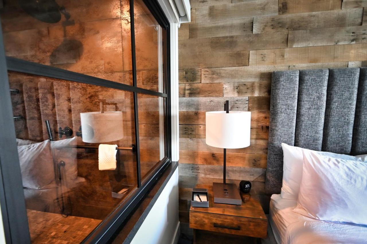 Cannery Pier Hotel & Spa Астория Екстериор снимка