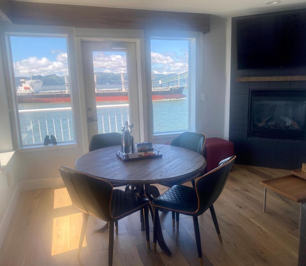 Cannery Pier Hotel & Spa Астория Екстериор снимка