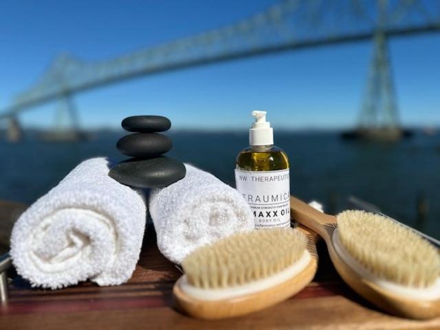 Cannery Pier Hotel & Spa Астория Екстериор снимка
