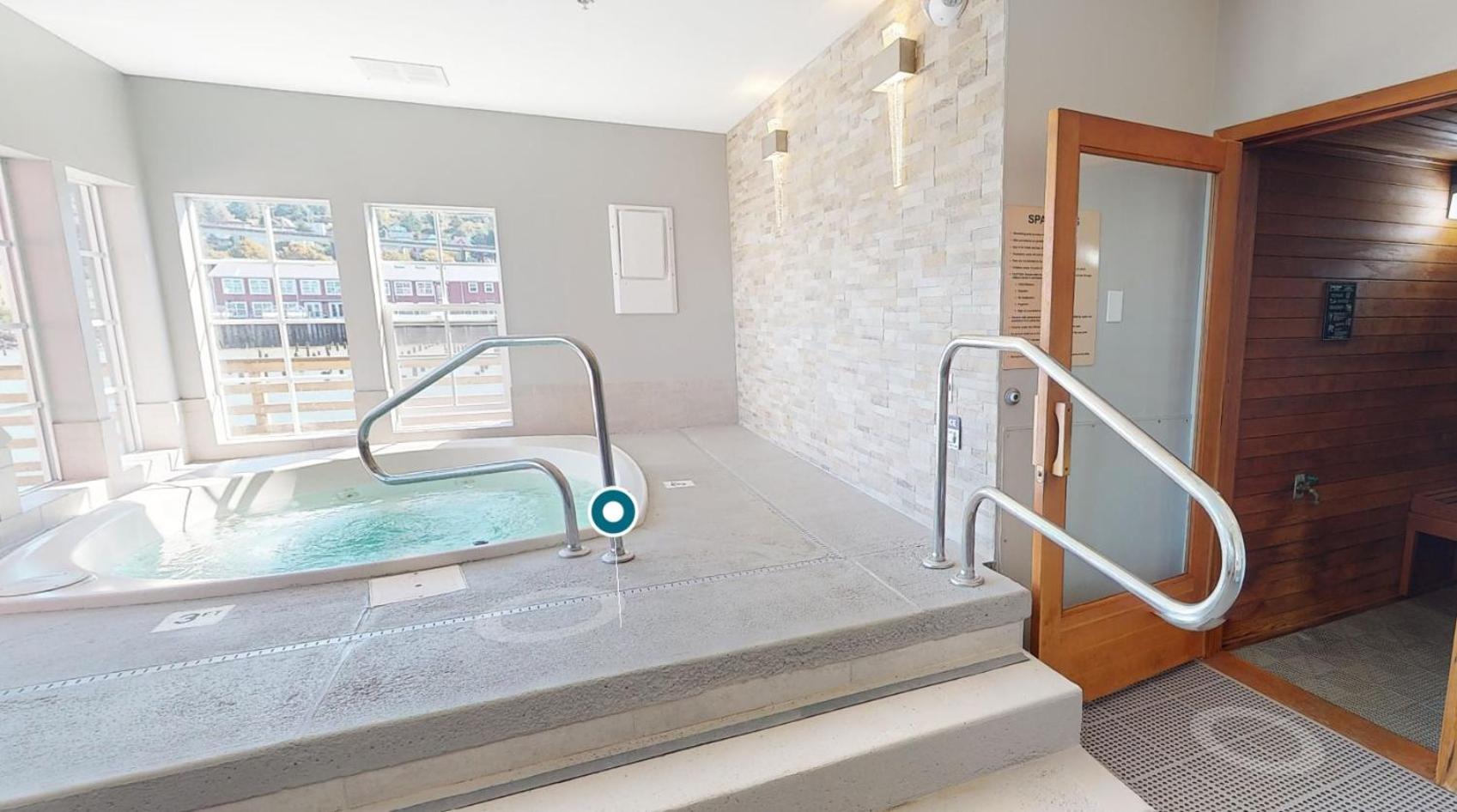 Cannery Pier Hotel & Spa Астория Екстериор снимка